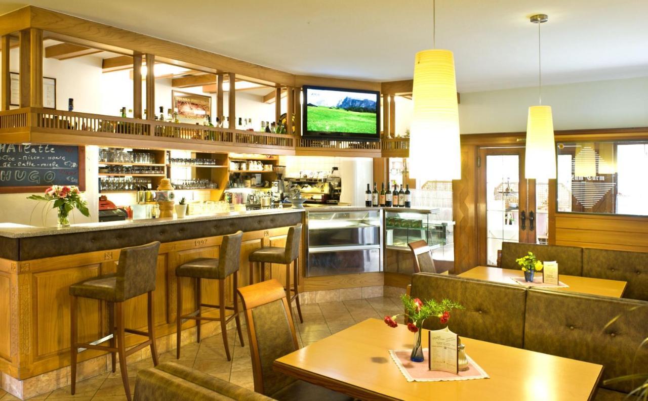 קאסטלרוטו Hotel Zum Turm מראה חיצוני תמונה
